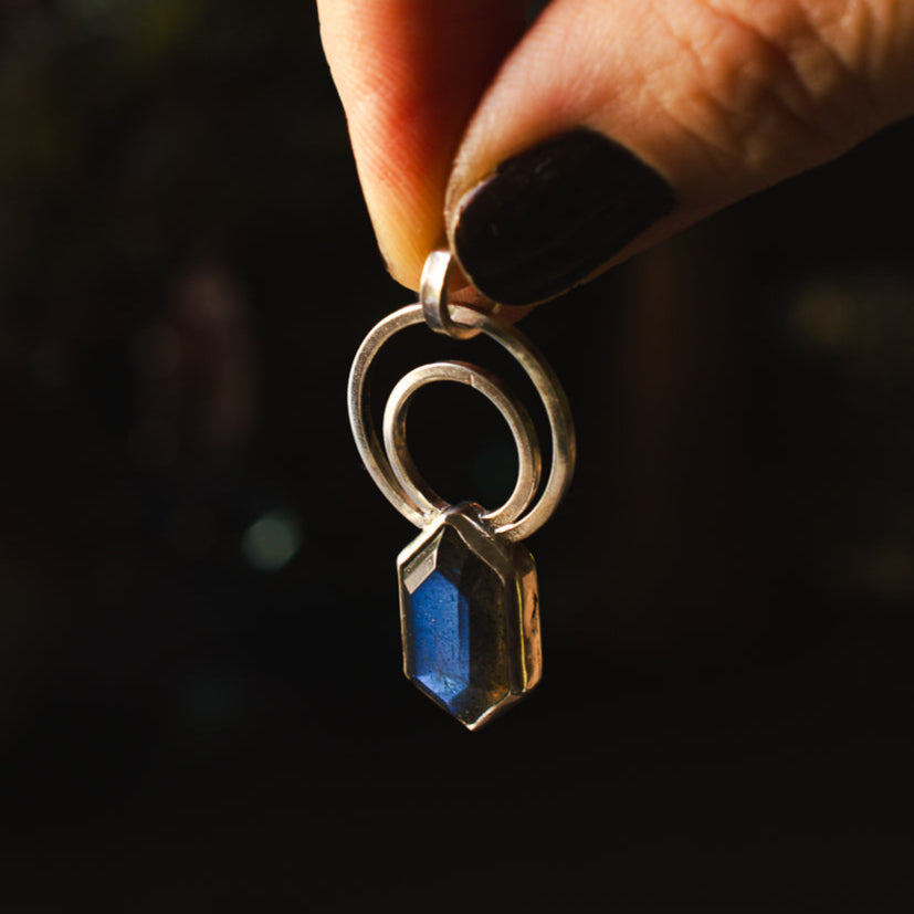 A stunning blue flashy labradorite set in sterling silver.