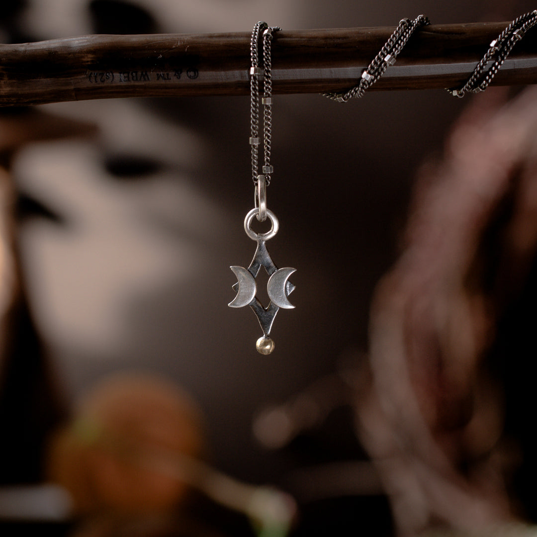 
                  
                    Aligned Offering Charm
                  
                