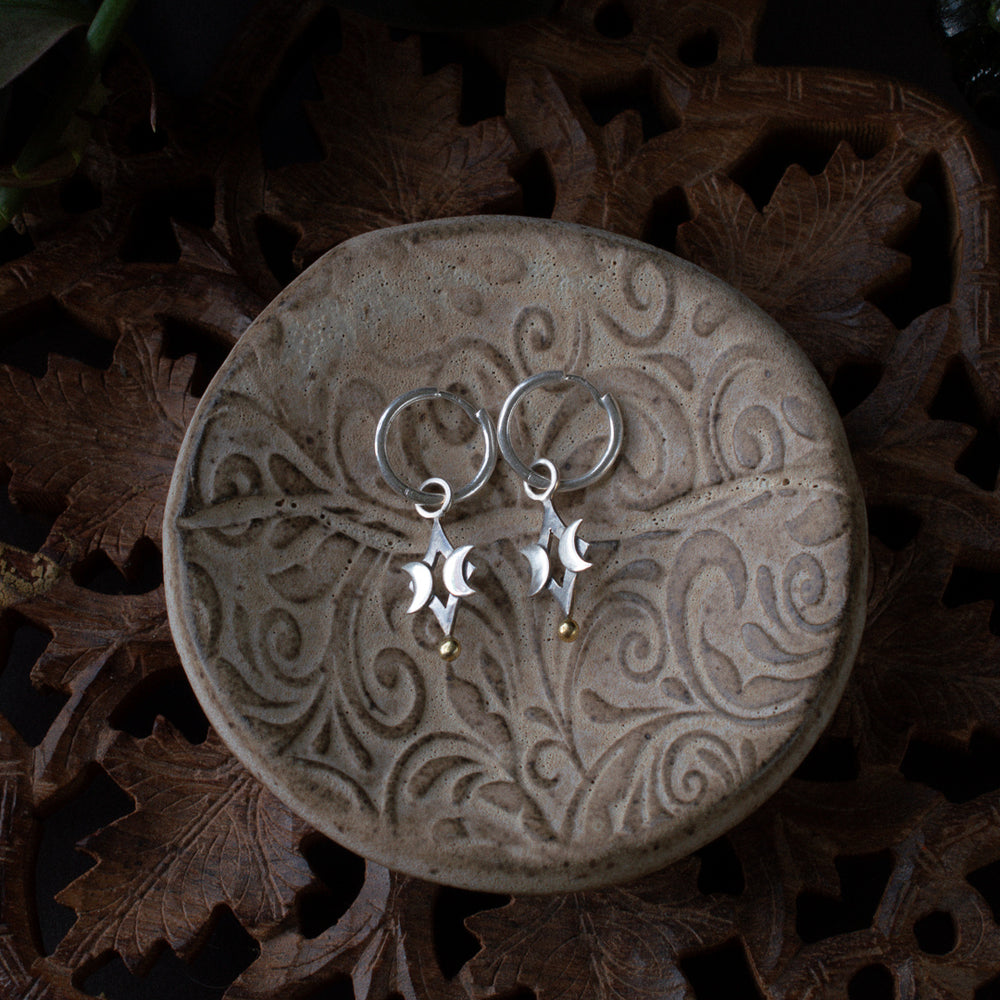 Aligned Offering Hoop Charms